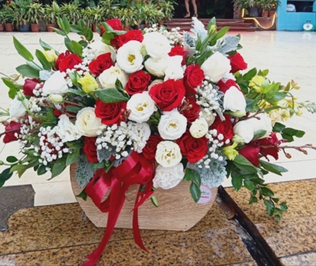 Giỏ Hồng Dịu Dàng - HCM014